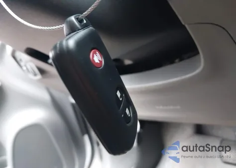 2011 Toyota Prius Two from USA, damaged, VIN JTDKN3DU1B5372607